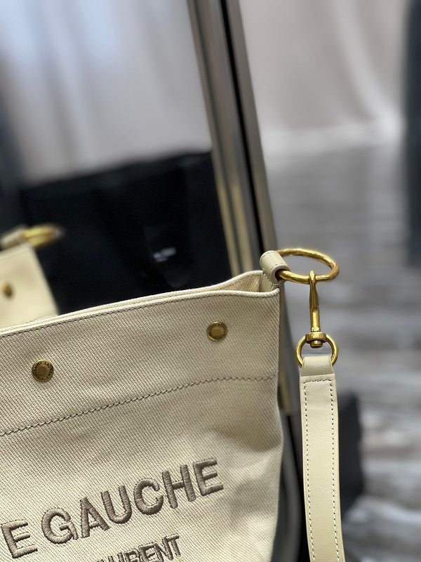 Luxurious Totes - Latest - 8035