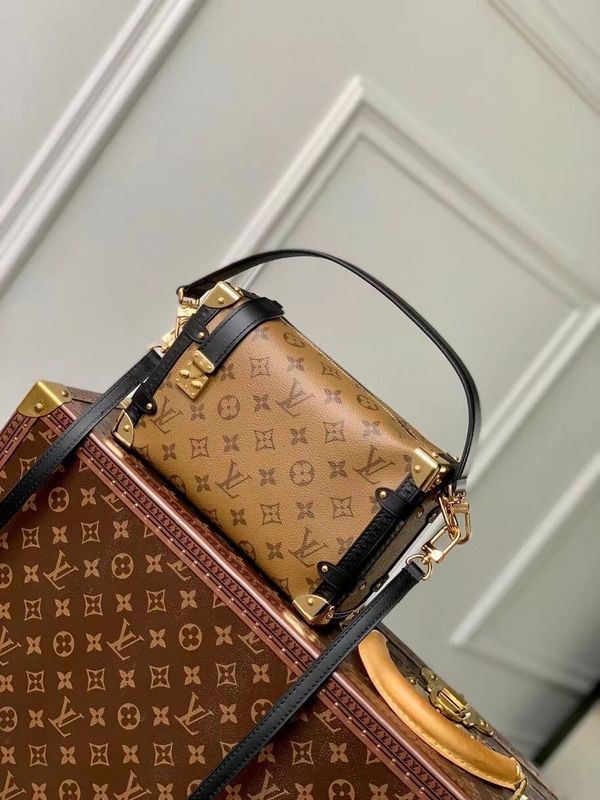 LOV - Luxurious Totes - 823