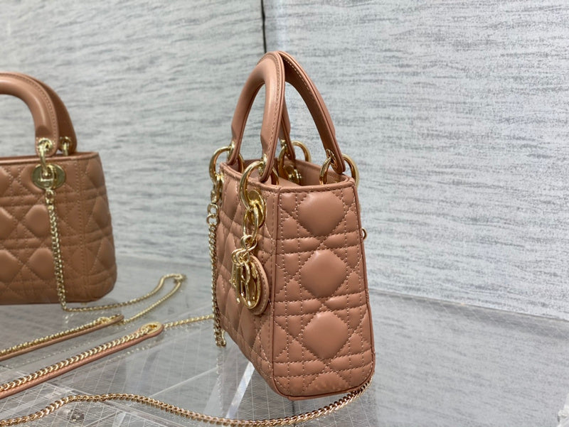 Luxurious Totes - Latest - 6232