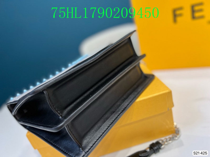 GC - Shoulder - 2695