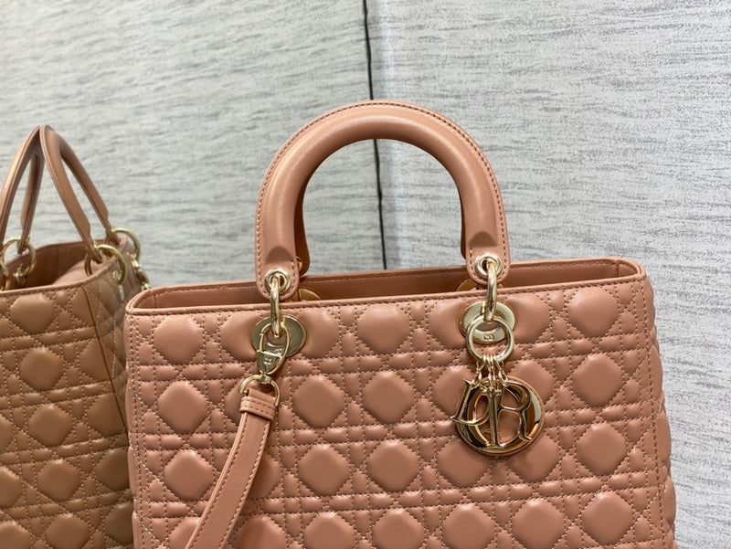 Luxurious Totes - Latest - 6231
