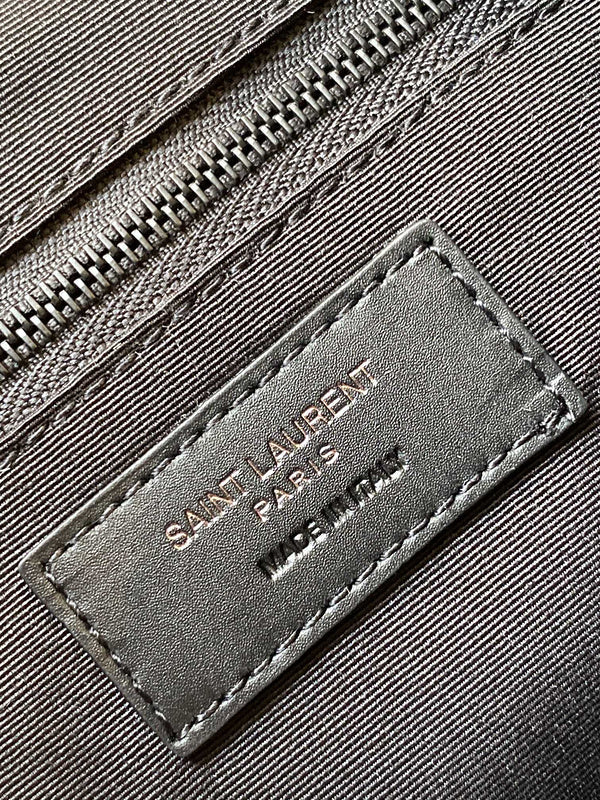 Luxurious Totes - Latest - 8630