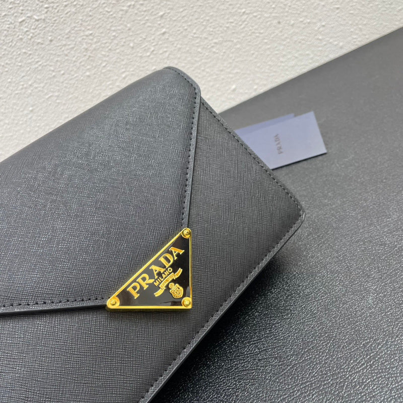 PDA - Luxurious Totes - 205