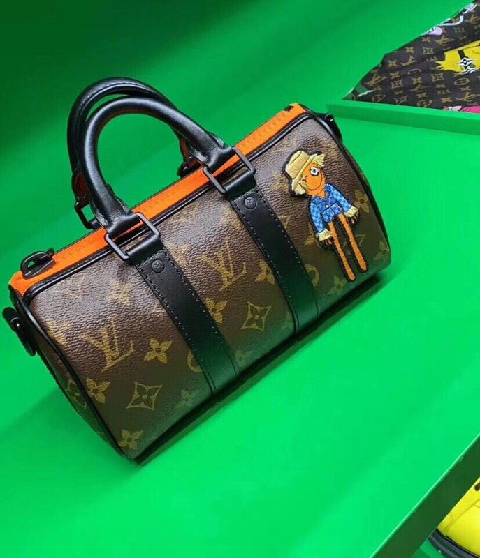 LOV - Luxurious Totes - 2498