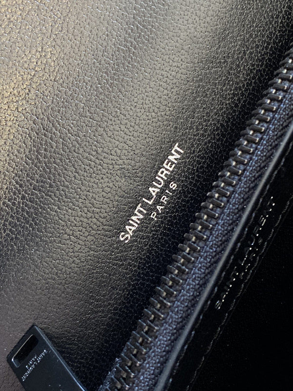 Luxurious Totes - Latest - 8852
