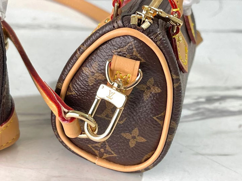 LOV - Luxurious Totes - 1799