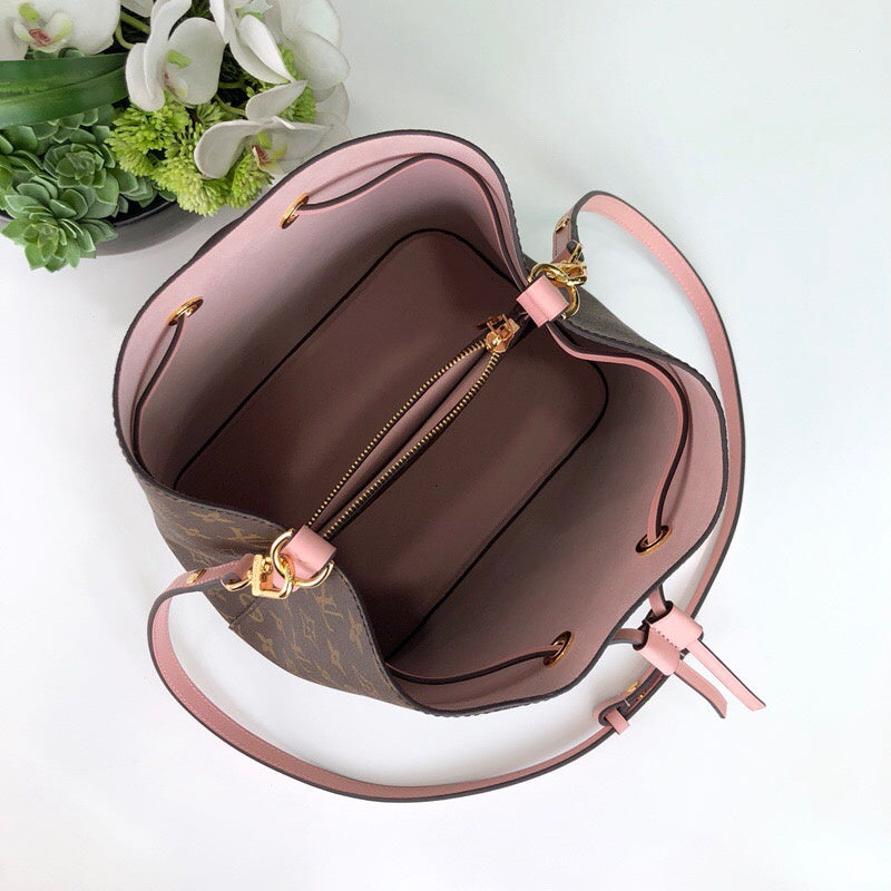 Luxurious Totes - Latest - 9733