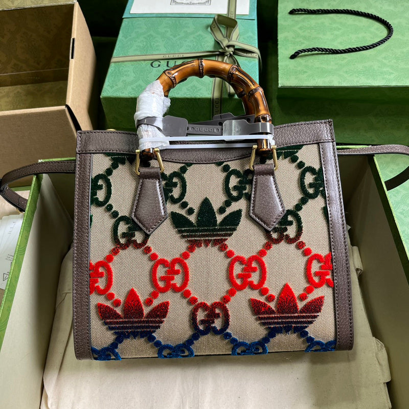 GUI - Luxurious Totes - 119