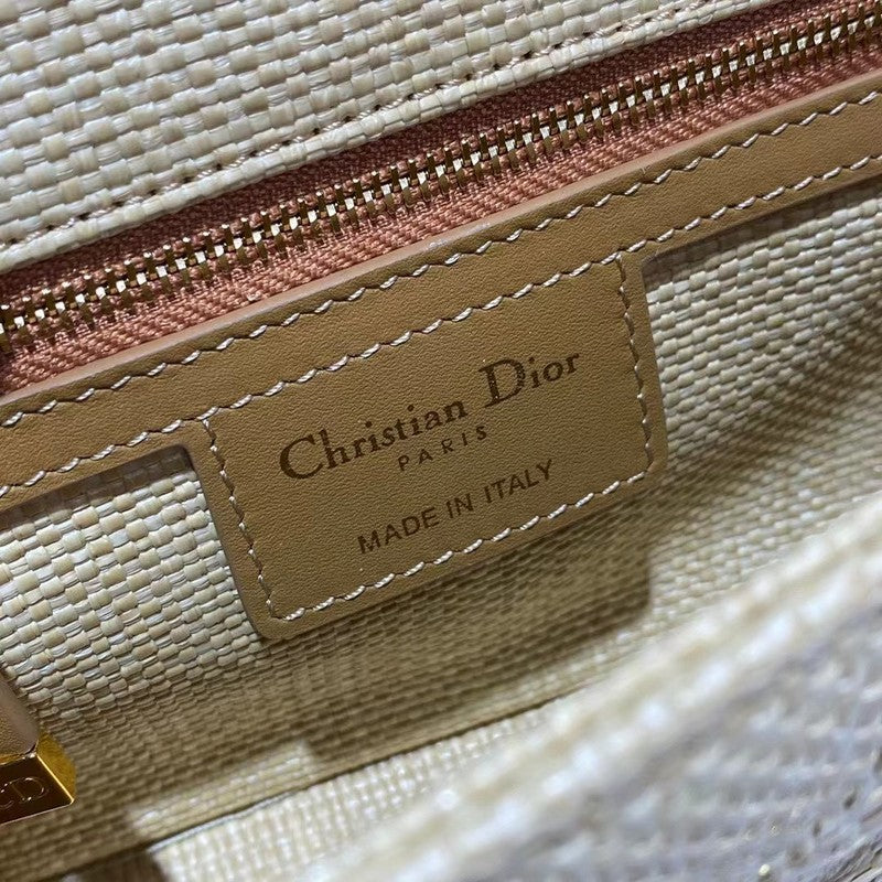Luxurious Totes - Latest - 6362