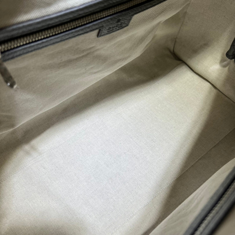 GUI - Luxurious Totes - 405