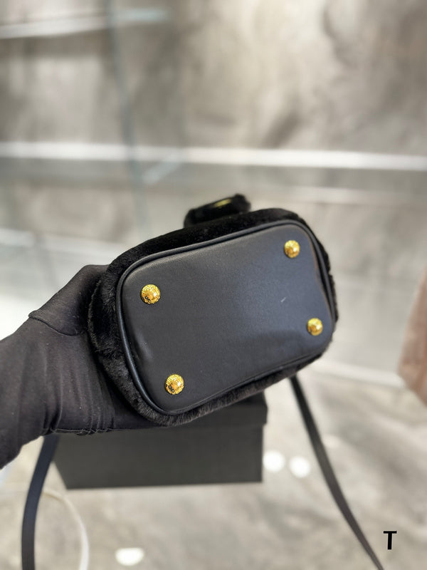 Luxurious Totes - PDA3 Bags - 273