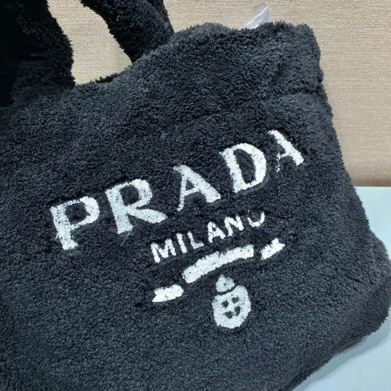 PDA - Luxurious Totes - 241