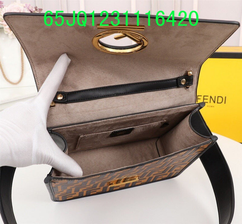 GC - Shoulder - 3511
