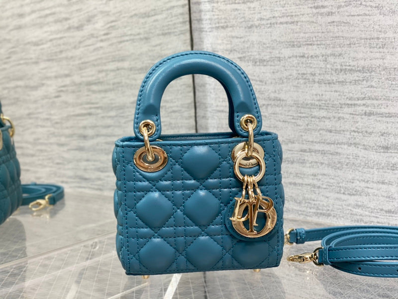 Luxurious Totes - Latest - 6223