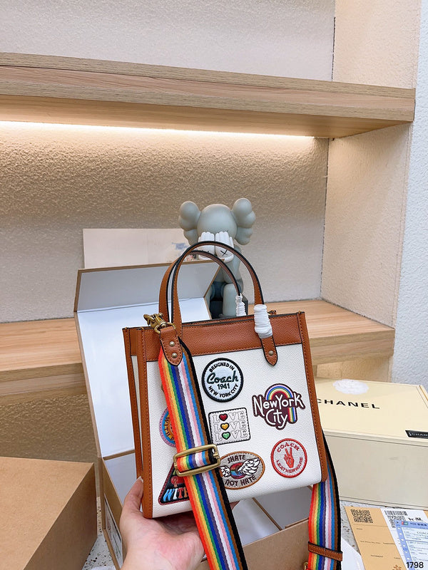 Luxurious Totes - CCH2 Bags - 015