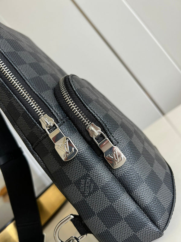LOV - Luxurious Totes - 2172