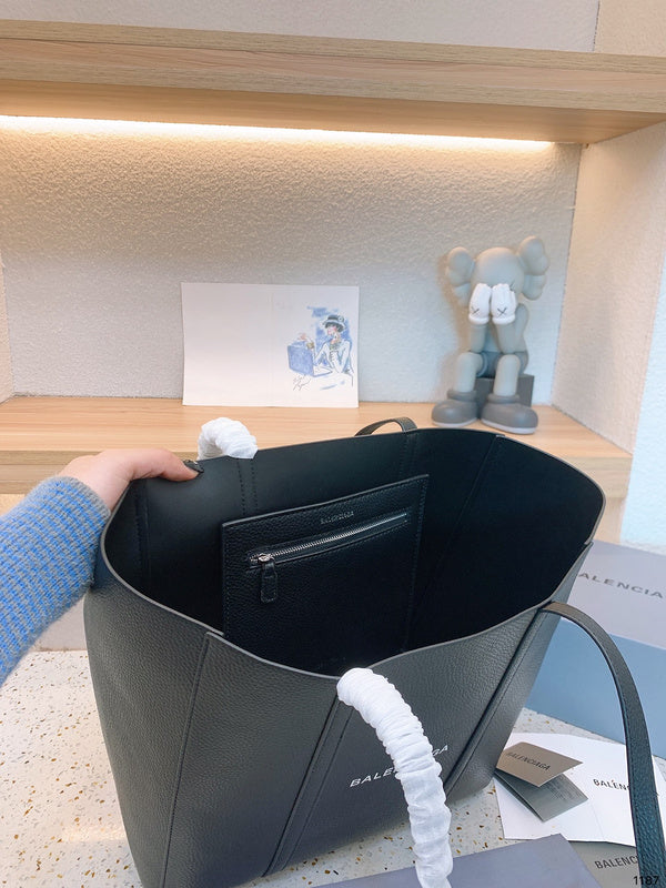 Luxurious Totes - BGA2 Bags - 306