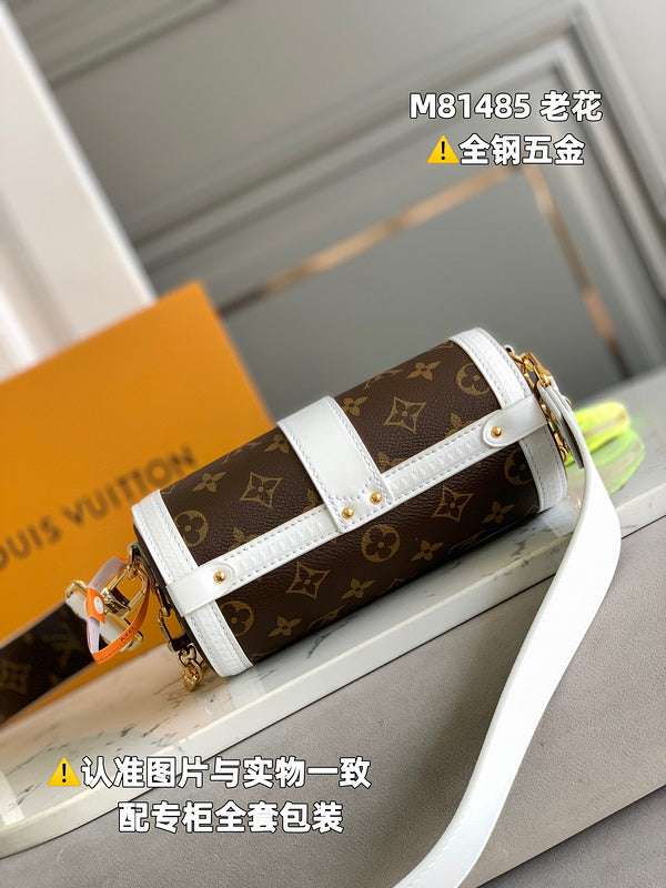 LOV - Luxurious Totes - 811