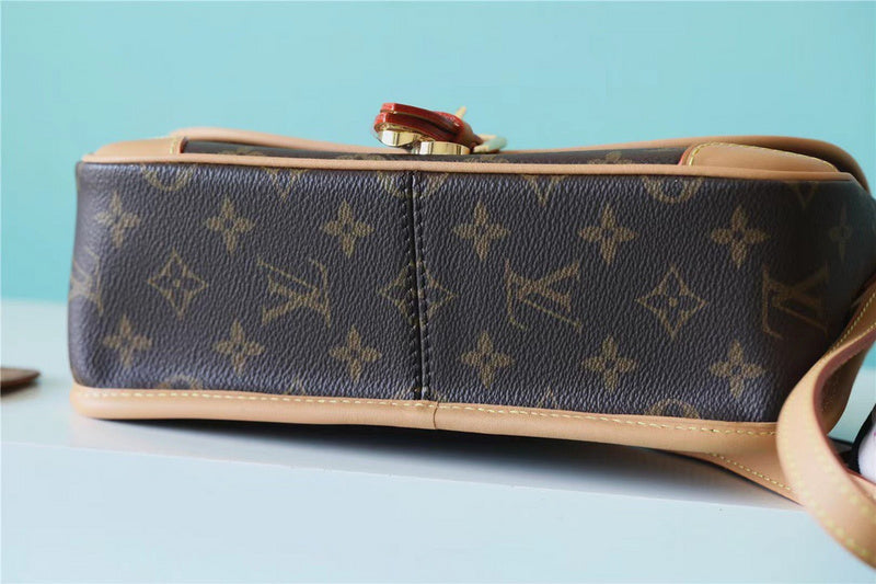 Lux-Totes - LOV Bags - 1080