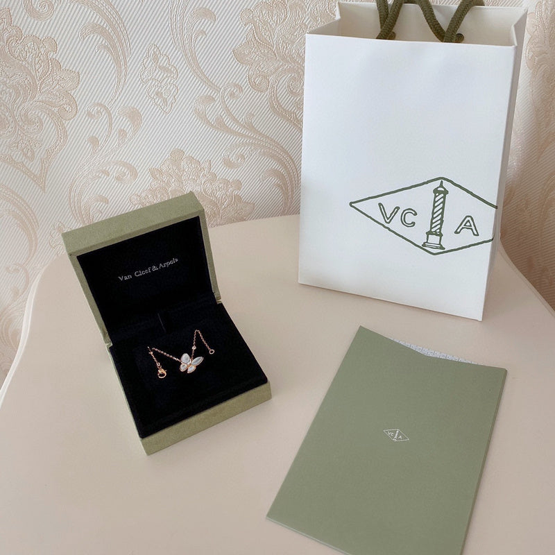 Luxurious Totes - Latest - 4928