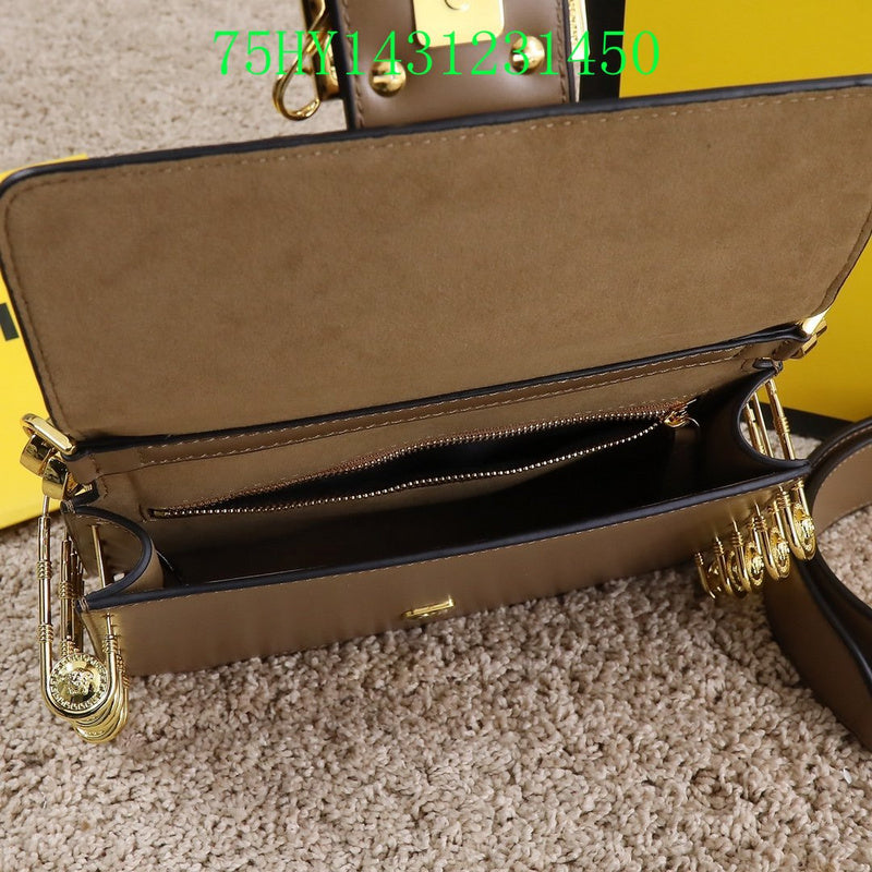 GC - Shoulder - 2744