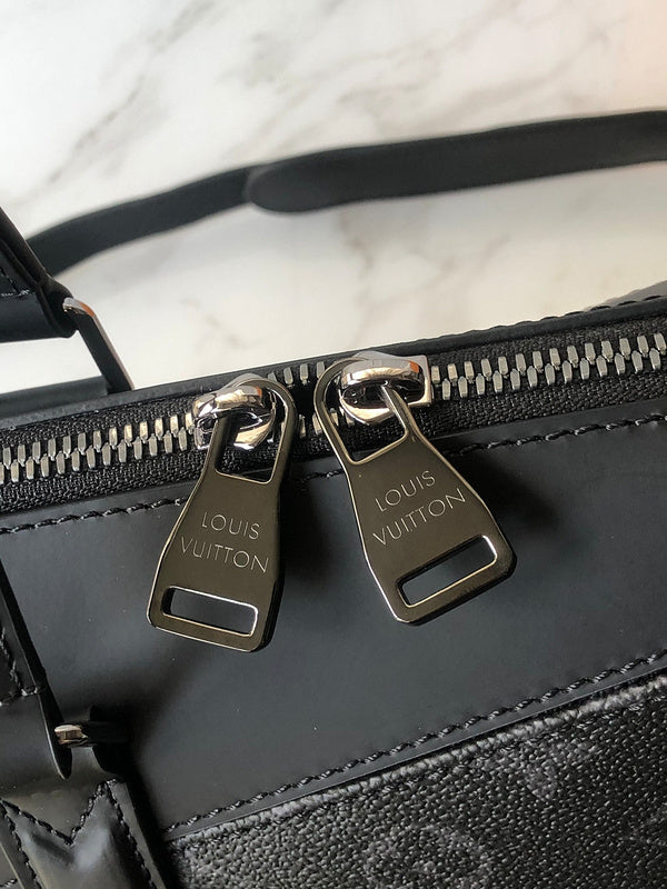 LOV - Luxurious Totes - 2586