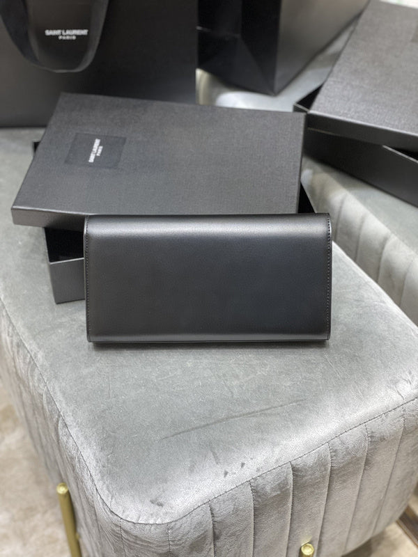 Luxurious Totes - Latest - 8721