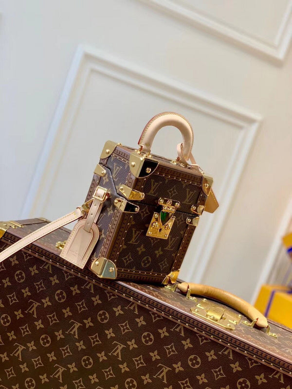 LOV - Luxurious Totes - 1646
