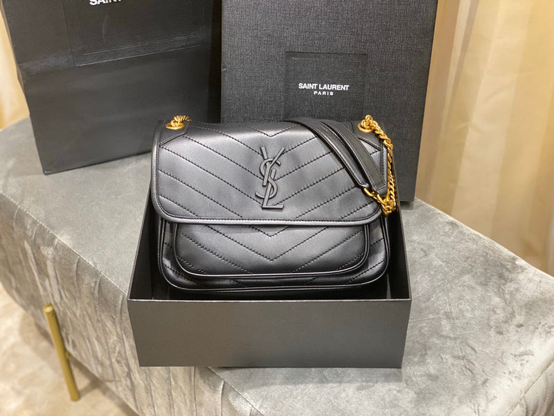 Luxurious Totes - Latest - 8284
