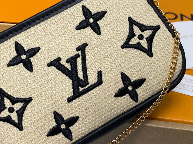 LOV - Luxurious Totes - 035