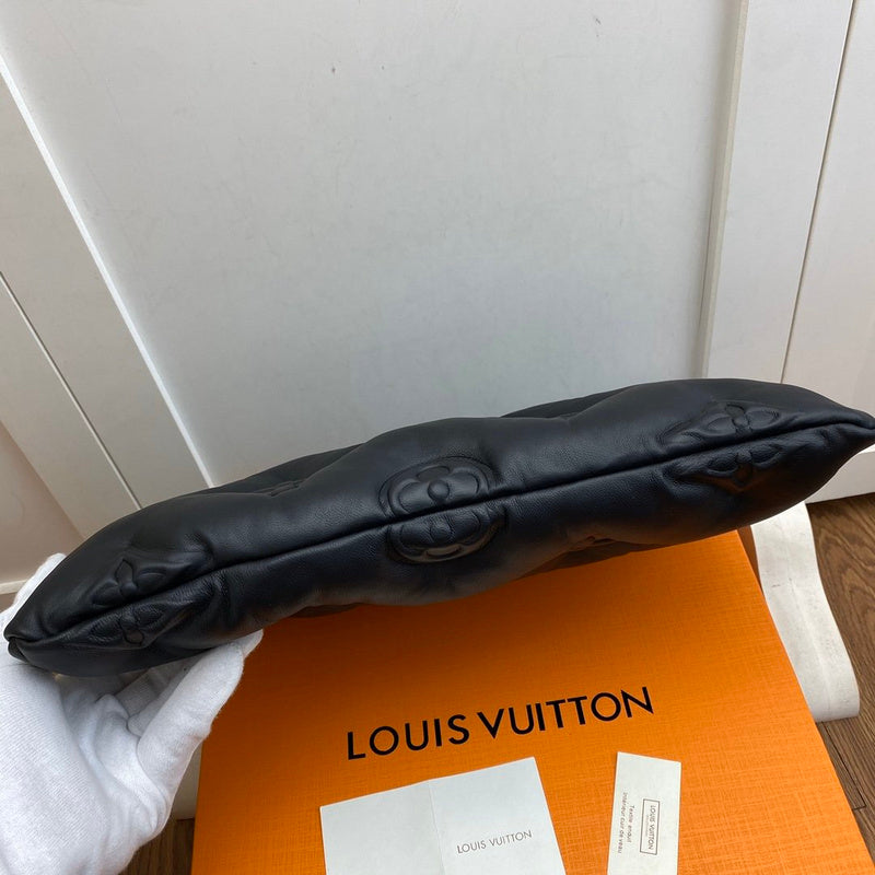 LOV - Luxurious Totes - 371