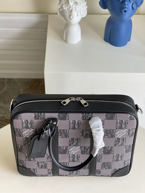 LOV - Luxurious Totes - 2229