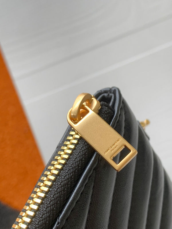 Luxurious Totes - Latest - 8656