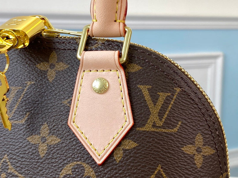 LOV - Luxurious Totes - 2597