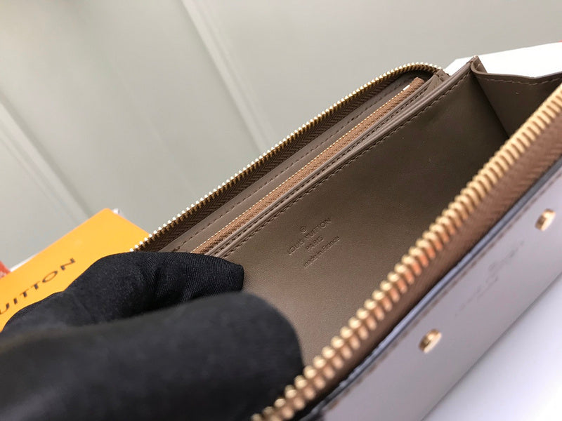 Luxurious Totes - Latest - 800