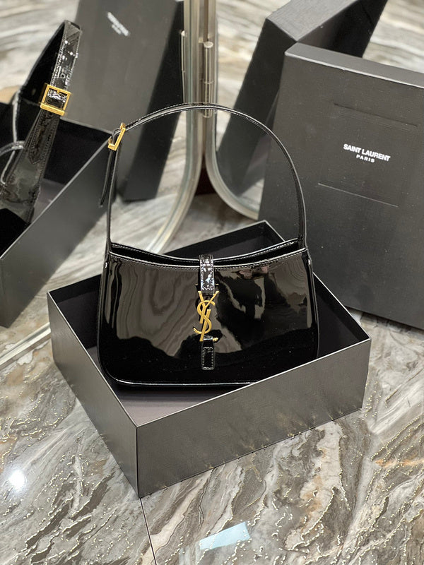 Luxurious Totes - Latest - 8126