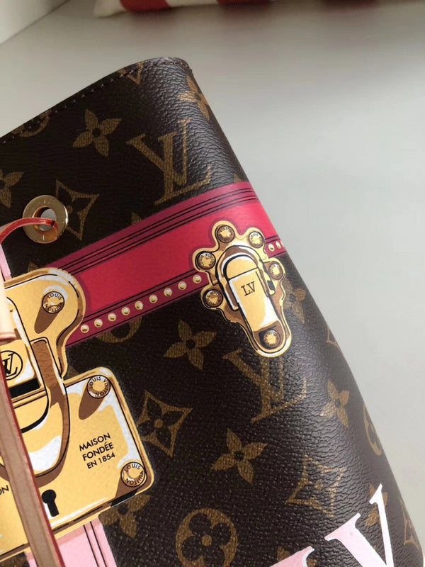 Luxurious Totes - Latest - 9749