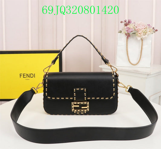 GC - Shoulder - 3277