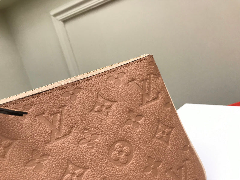 Luxurious Totes - Latest - 702