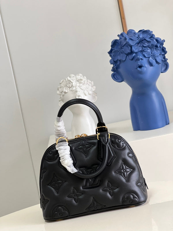 LOV - Luxurious Totes - 1568