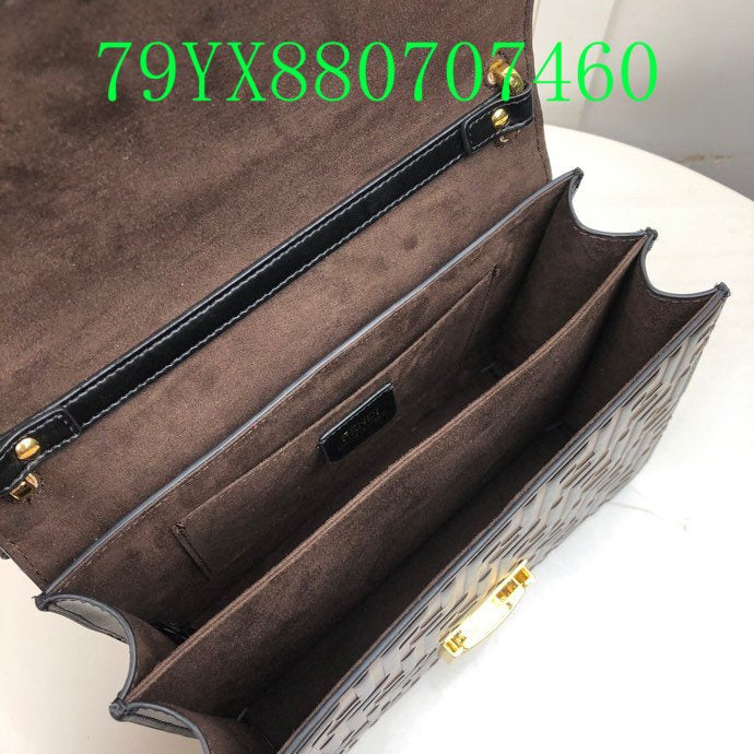 GC - Shoulder - 2596