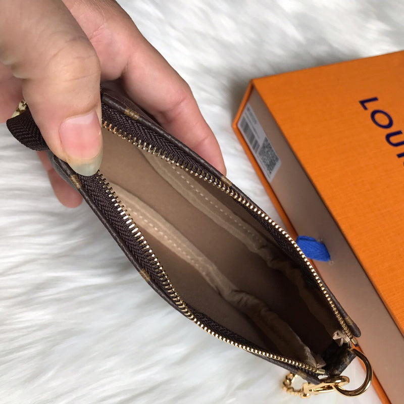 Luxurious Totes - Latest - 957