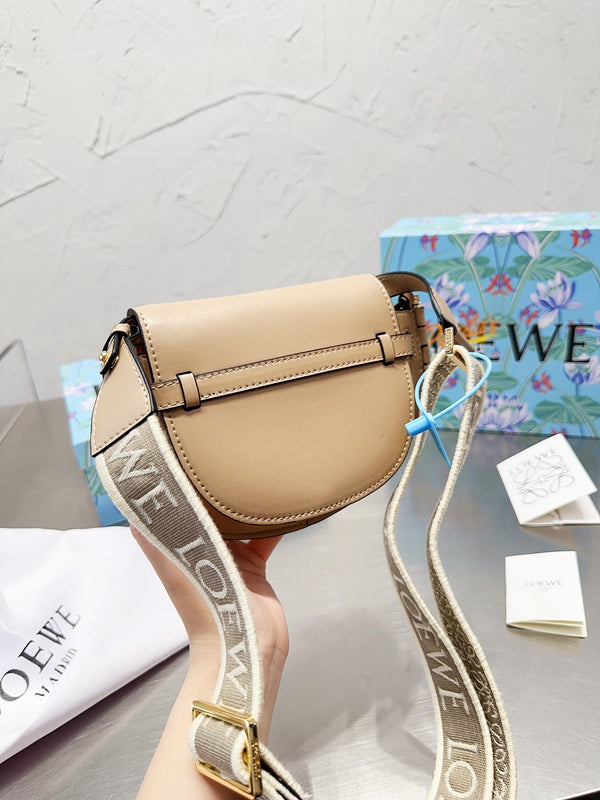 Luxurious Totes - LW-CH Bags - 031