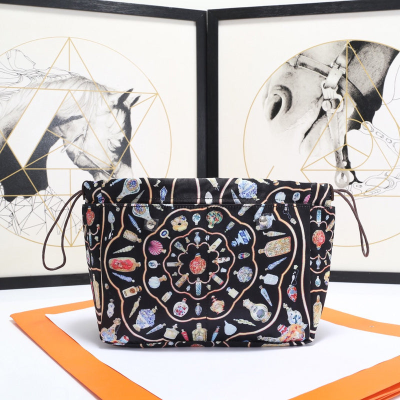 Luxurious Totes - Latest - 6734