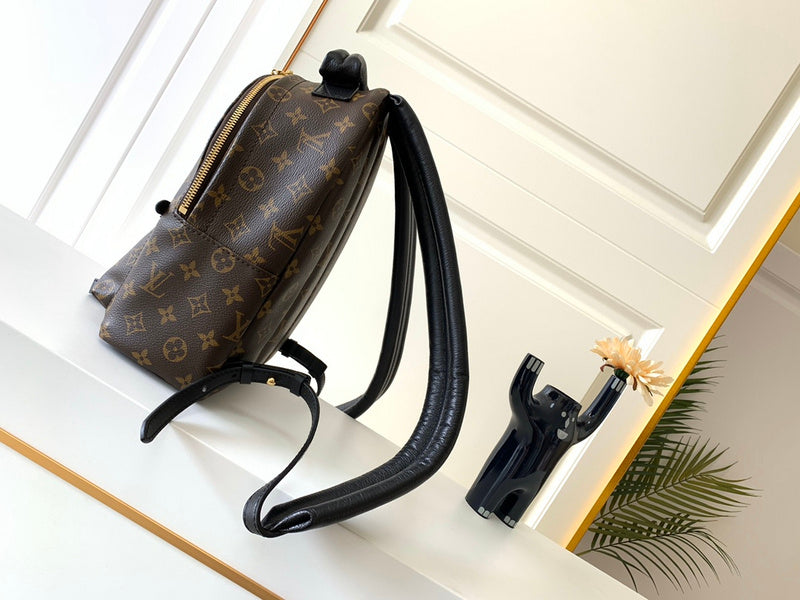 LOV - Luxurious Totes - 213