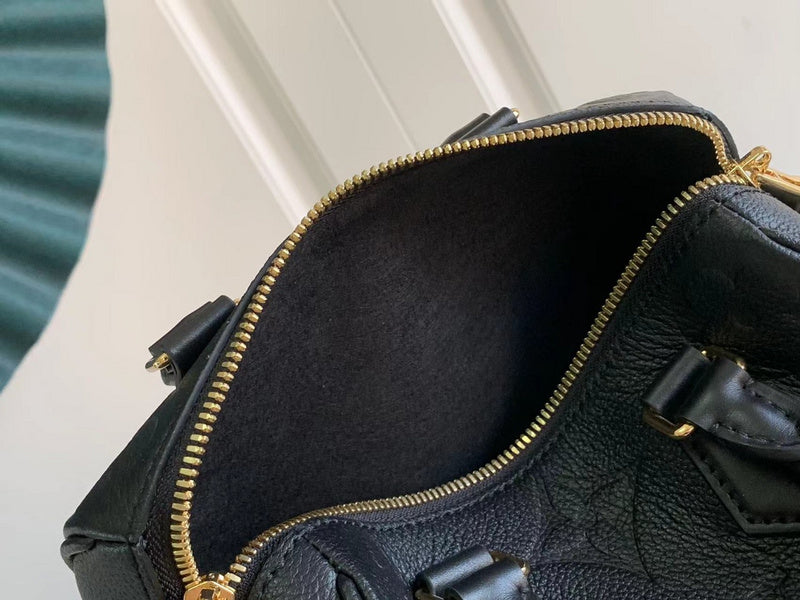 LOV - Luxurious Totes - 141