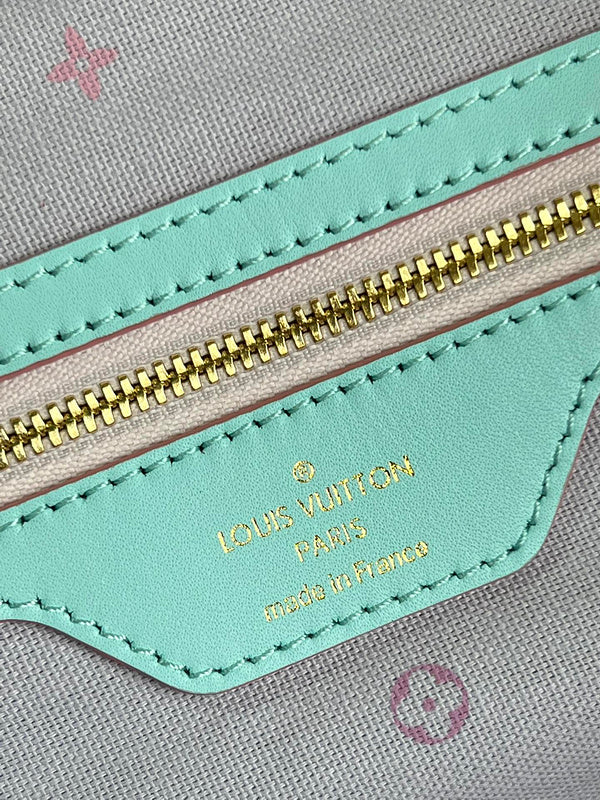 LOV - Luxurious Totes - 1403