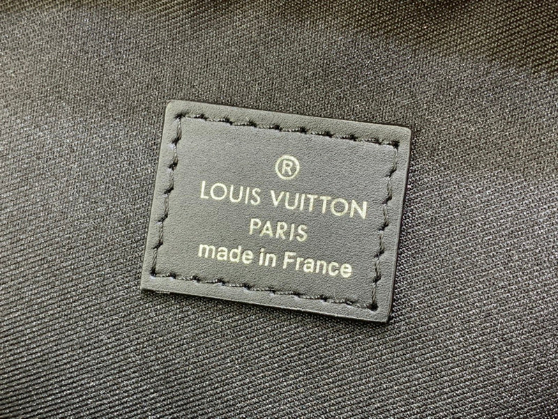LOV - Luxurious Totes - 057