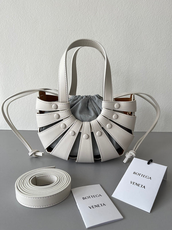 Luxurious Totes - Latest - 7048