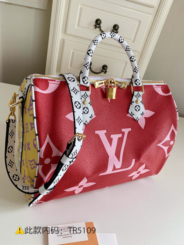 Luxurious Totes - Latest - 9708